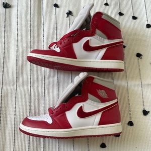 ** Brand New** Jordan 1 Retro High OG (Varsity Red)
